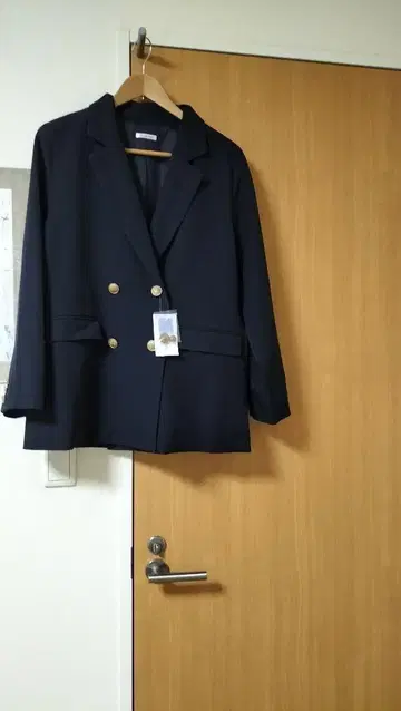 네이비 더블 버튼 테일러드 자켓