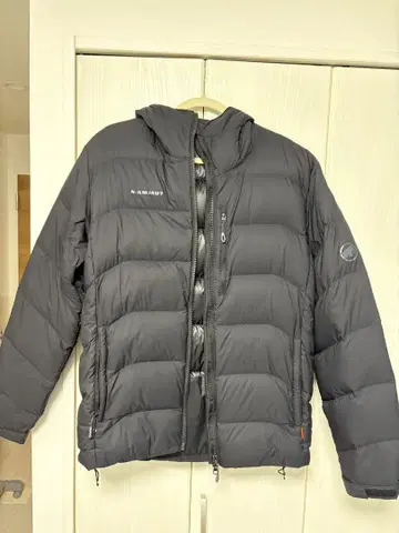 MAMMUT (마무트) 엑세론 다운 자켓 L 사이즈