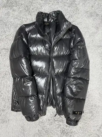 TATRAS 블랙 다운 자켓
