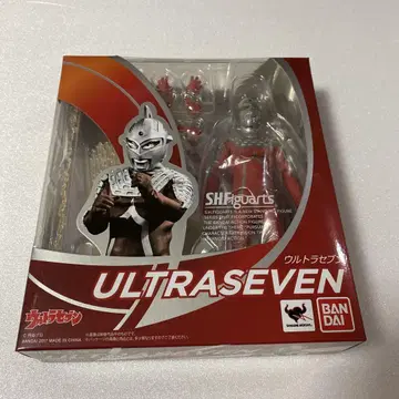 BANDAI SHFiguarts 울트라세븐 피규어
