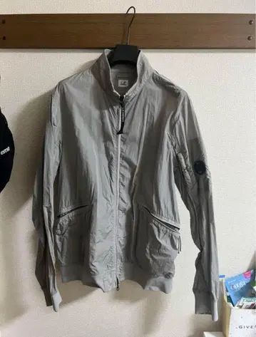 C.P. Company 그레이 나일론 자켓