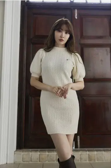 하립투 퍼프 슬리브 케이블 니트 드레스 미니