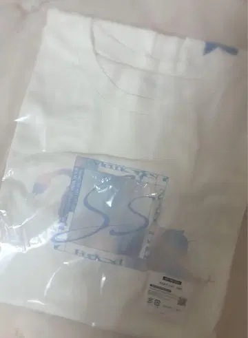 사토미 사토미 군 원맨 VIP 특전 티셔츠