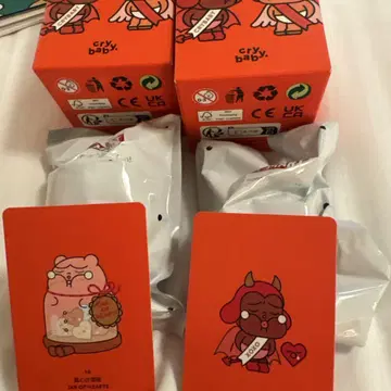 cry baby Crying for Love 피규어 2개 세트