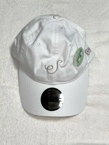 사쿠라자카46 NEWERA 뉴에라 캡 화이트