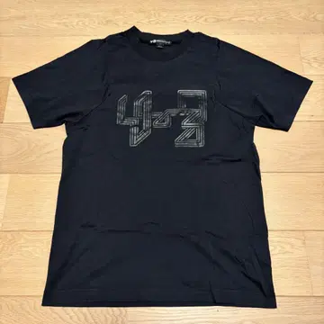 Y-3 블랙 티셔츠