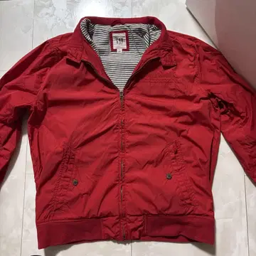 GAP 레드 나일론 자켓 M