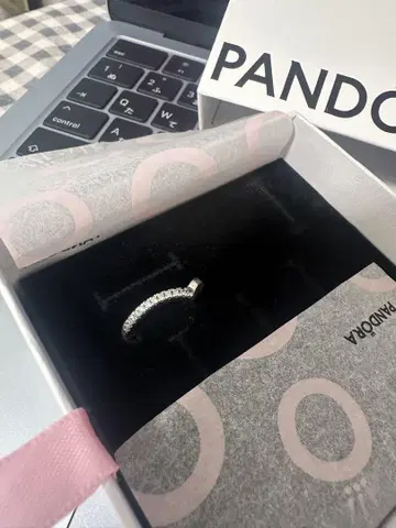 Pandora 실버 스톤 반지
