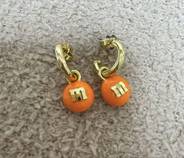 케이트 스페이드 M&M's 콜라보 귀걸이