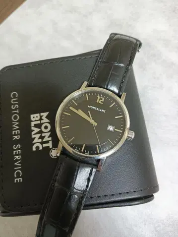 새상품급 MONTBLANC 몽블랑 서밋 블랙 다이얼 손목시계