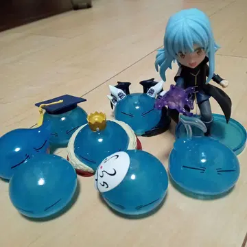 전생슬 피규어와 가챠 세트 크리스마스 세일 진행 중