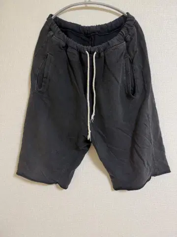 포엠 보헤미안 코튼 하프 팬츠 블랙