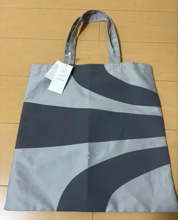 russet 그레이 스트라이프 토트백