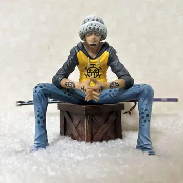원피스 트라팔가 로 피규어 pop ONE PIECE