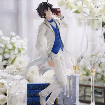 문호 스트레이독스 다자이 오사무 1/7 스케일 피규어 턱시도