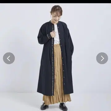 클라우드나인 면 브로드 꽃무늬 파이핑 원피스 M-L 블랙