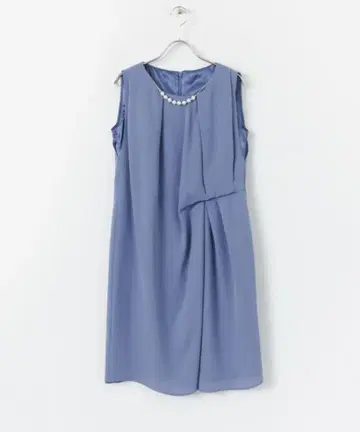 어반 리서치 목걸이 부착 비대칭 턱 드레이프 원피스