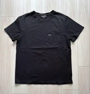 [ A.P.C. ] 블랙 티셔츠