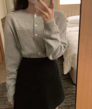 하트 버튼 크루넥 니트 가디건