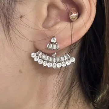 헨리 벤델 귀걸이 HENRI BENDEL