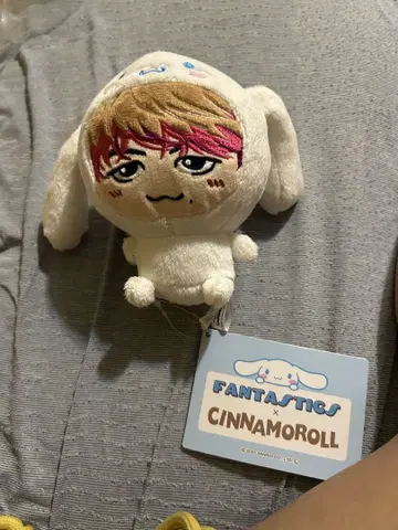 FANTASTICS x 시나모롤 봉제 인형