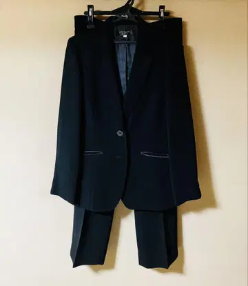 BASQUES & VIEILLE 블랙 수트 17호