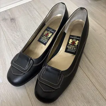 새상품급 MIHAMA 로퍼 펌프스 가죽 블랙 24cm