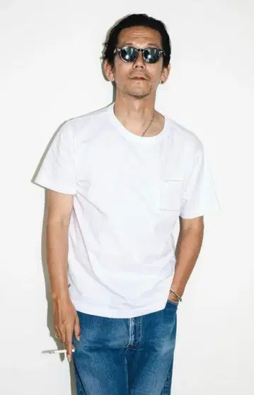 노무라 쿤이치 립스타 콜라보 화이트 블랙 T셔츠 2장 세트