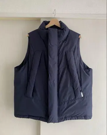 DIWA PIER39 GORE-TEX DOWN VEST 네이비