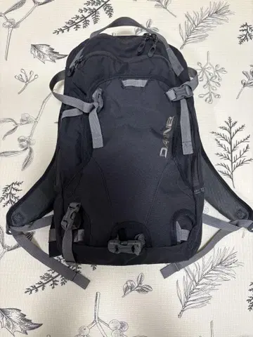 DAKINE 블랙 백팩 다카인 아웃도어 백팩