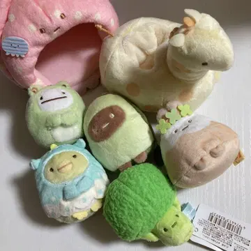 봉제 인형 6체 세트와 보관 케이스