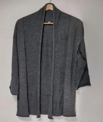 UNIQLO 그레이 가디건 긴팔