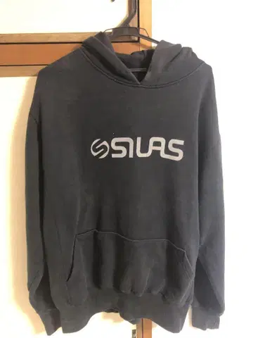 SILAS 다크 그레이 후드 부착 후드티 XL