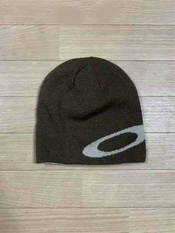 Oakley 빅 로고 비니