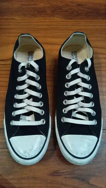 CONVERSE NEXSTAR 블랙 스니커즈