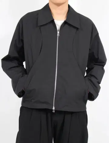 nvrfrgt 크롭 집업 자켓 25SS