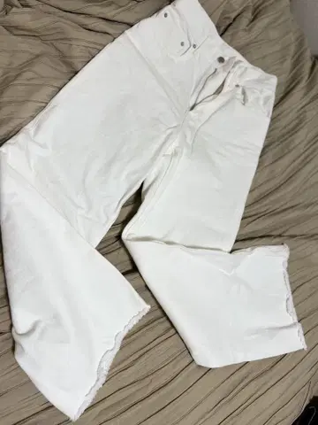 UA 컷오프 데님 팬츠