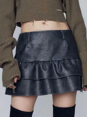 EMODA 티어드 프릴 미니 스커트 블랙 M 사이즈