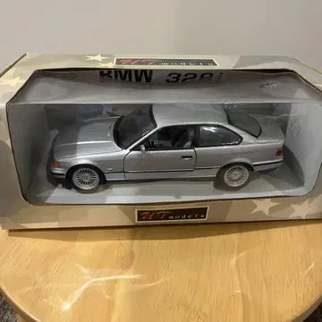 UT models 1/18 BMW E36