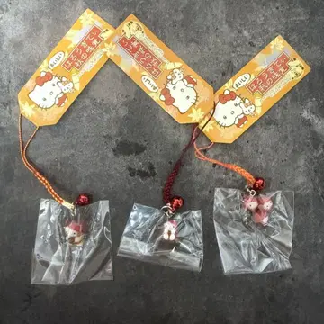 지역 한정 헬로키티 가을의 맛 끈 스트랩 x 3