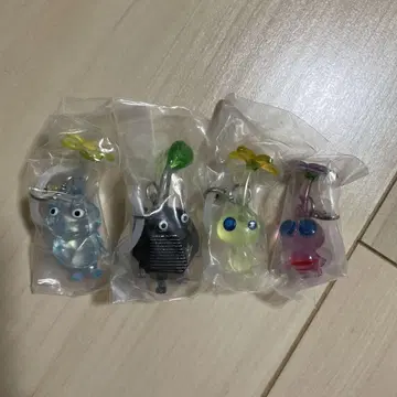 피크민 메지루시 액세서리 2 가챠가챠 4종 세트 반다이