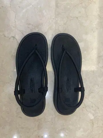 MBT 샌들 남성용 BUNTA C M BLACK (26.3cm)