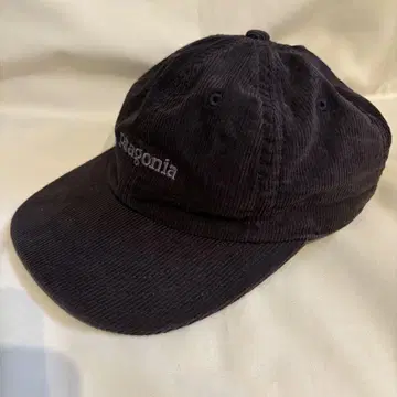 patagonia 코듀로이 캡 Text logo 블랙