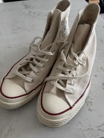 CONVERSE ALL STAR 척 테일러 화이트 하이컷