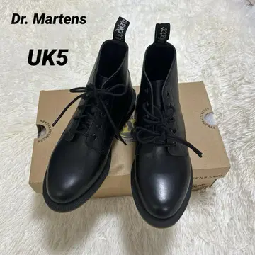 새상품급 [ Dr. Martens ] 5홀 블랙 숏부츠