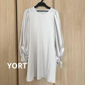 미사용 새상품 [ YORT ] 그레이 튜닉 티셔츠 야마다야
