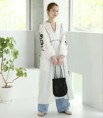 JOURNAL STANDARD 저널 스탠다드 맥시 원피스 화이트