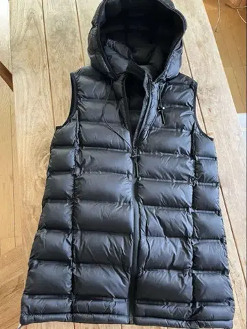 ZARA 후드 부착 블랙 베스트