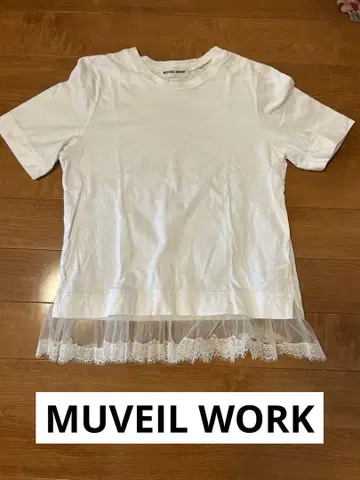 (MUVEIL WORK) 레이스 부착 T셔츠