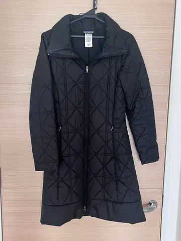 Patagonia 블랙 퀼팅 롱 자켓 XS